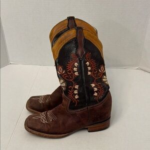 LA SIERRA WOMENS WESTERN BOOTS FLORAL & LEATHER CRAZY TANG 7.5